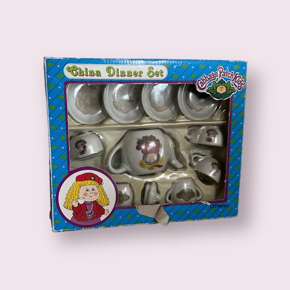 Vintage 1991 Cabbage Patch Kids China Dinner Set 13 Pieces Play Tea Set - Picture 1 of 7